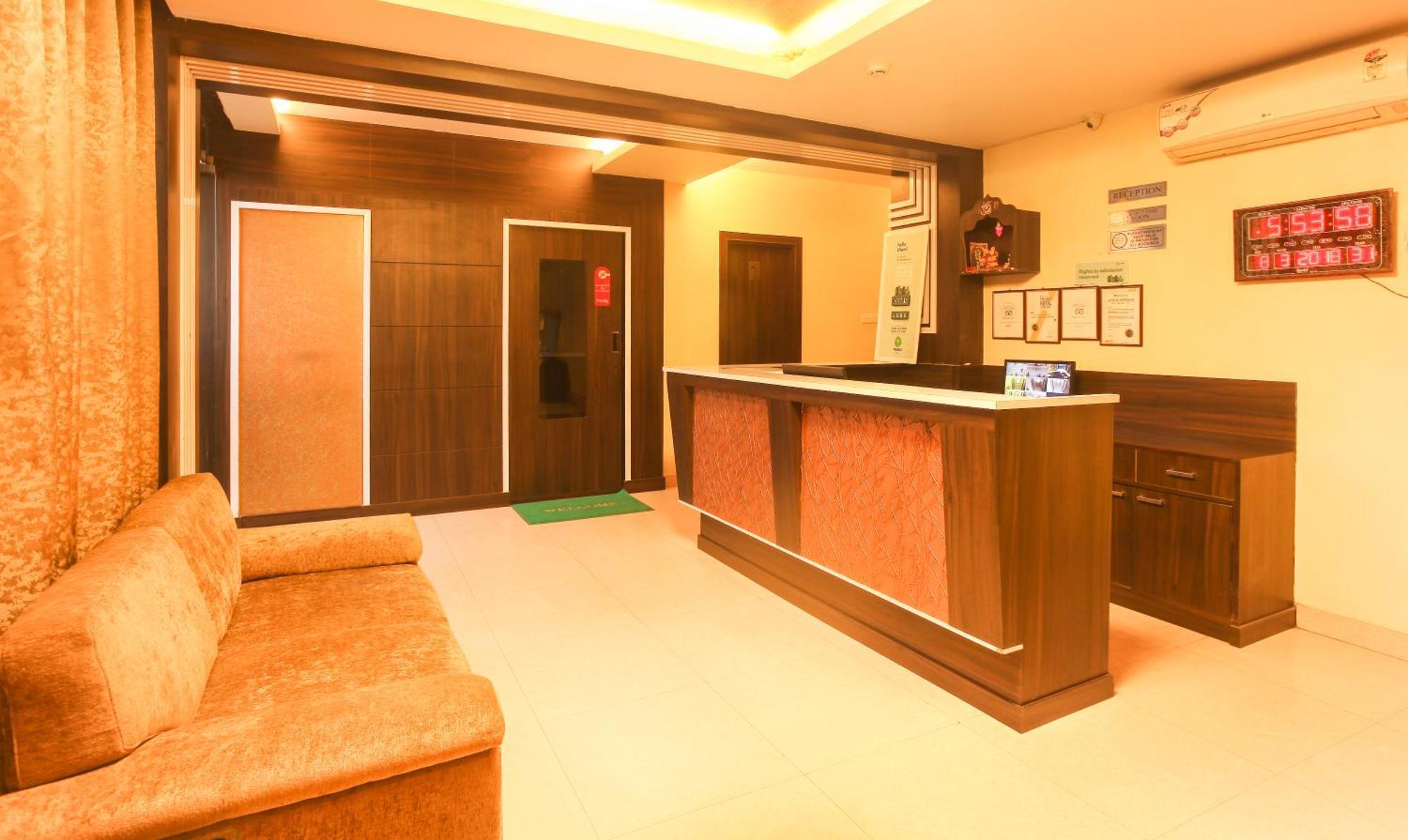 Hotel Janki International 3 Km From Kashi Vishwanath Temple Free Pickup From Railway Station Váránaszi Kültér fotó