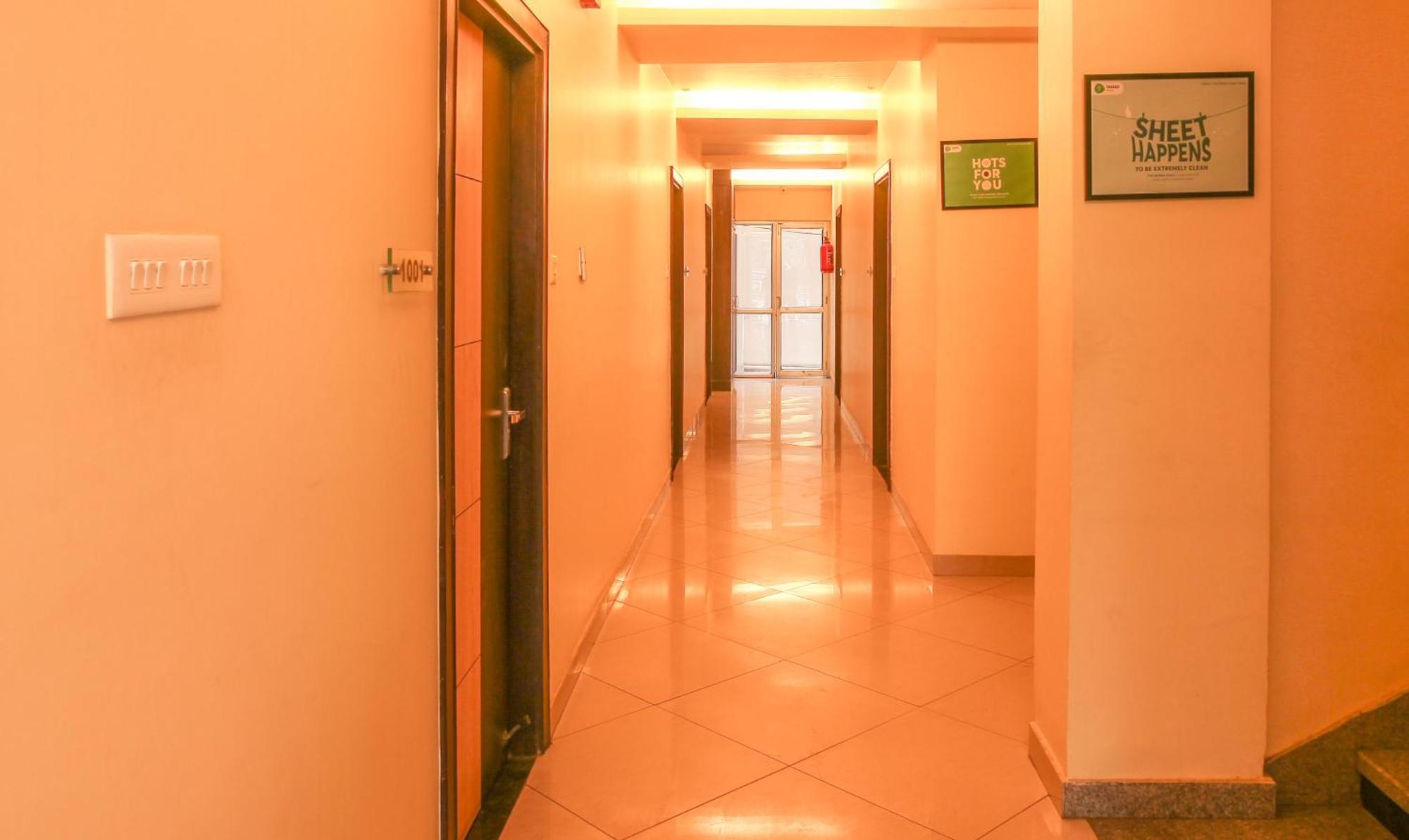 Hotel Janki International 3 Km From Kashi Vishwanath Temple Free Pickup From Railway Station Váránaszi Kültér fotó